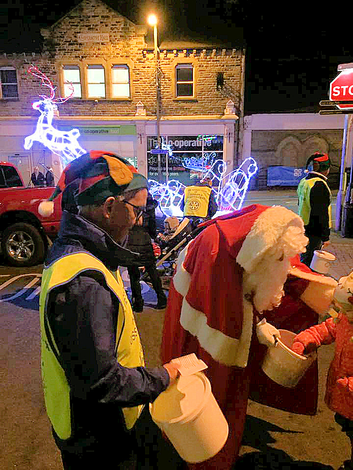 2019Springbids Santa